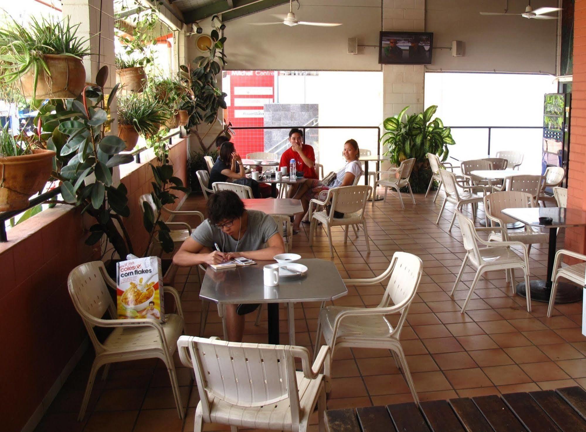 Хостел Chillis Backpackers Дарвин Экстерьер фото