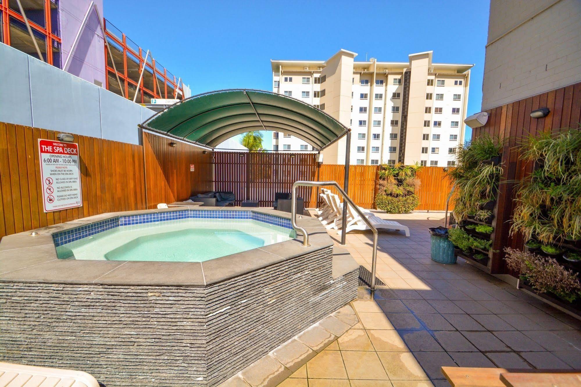 Хостел Chillis Backpackers Дарвин Экстерьер фото